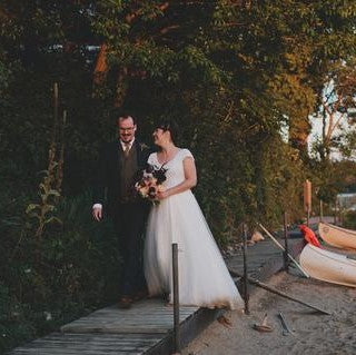 4 Steps to Pulling Off Your Dream Lake Wedding