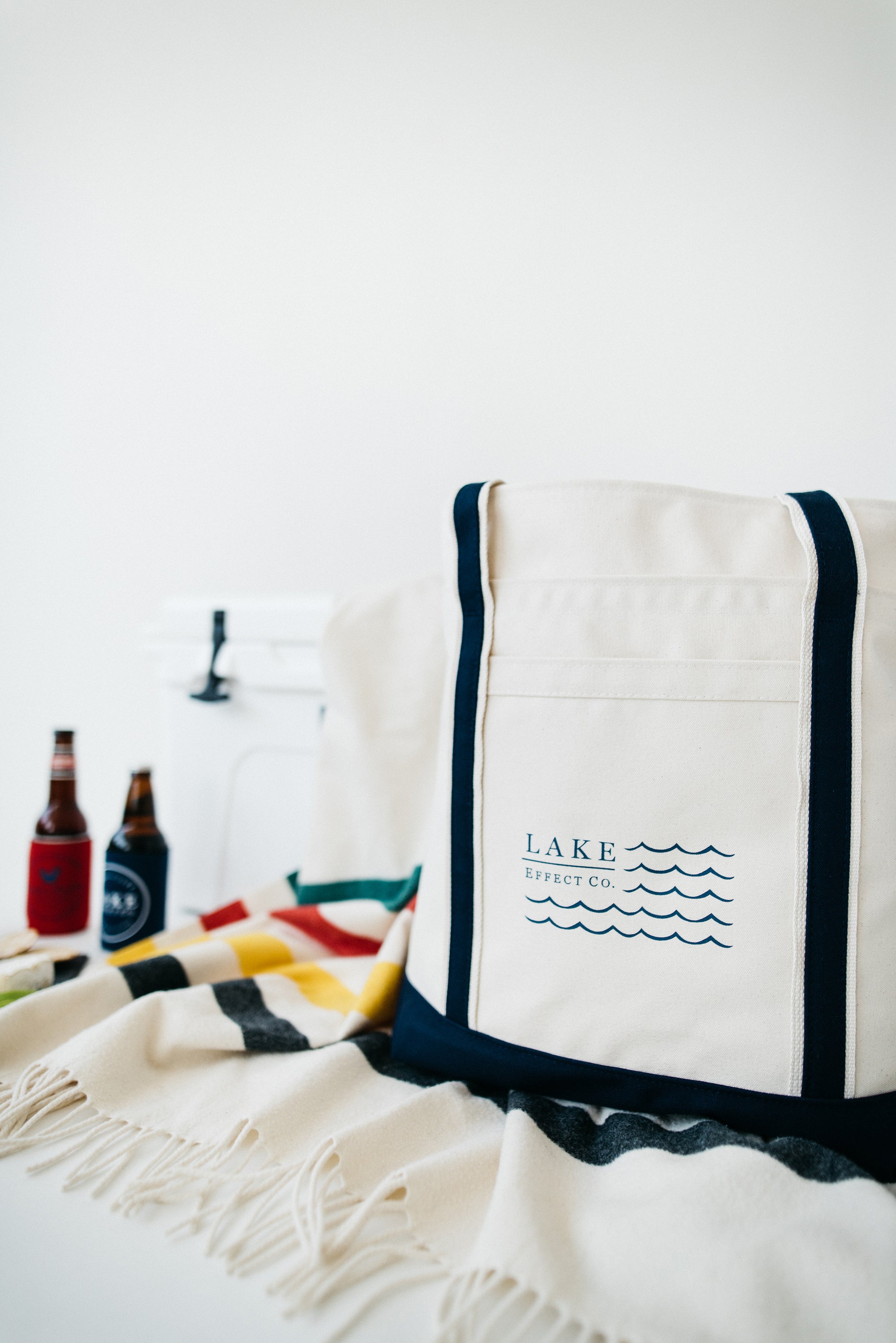 How to Pack Your Beach Bag for a Lake Day