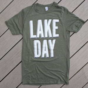 LAKE DAY 3D ECO TEE | FADED ARMY