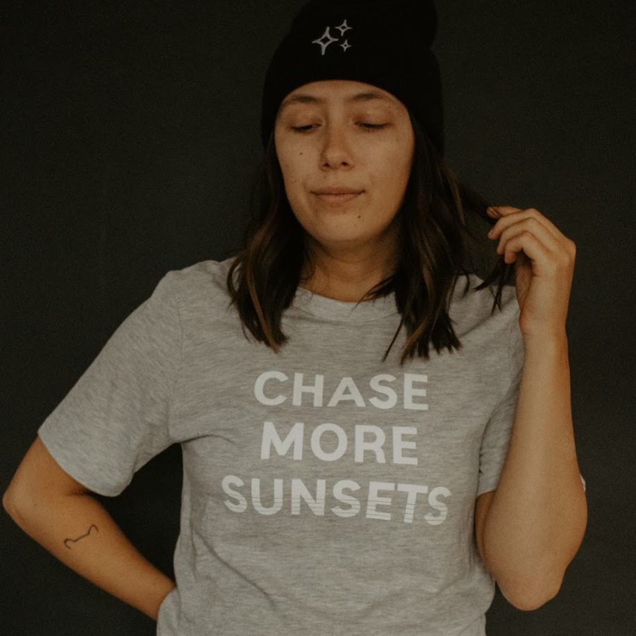 CHASE MORE SUNSETS ECO TEE | Gray or Blue